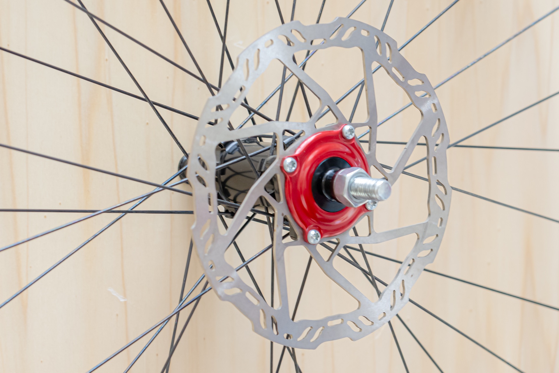1920-02 KoM Hubs-2